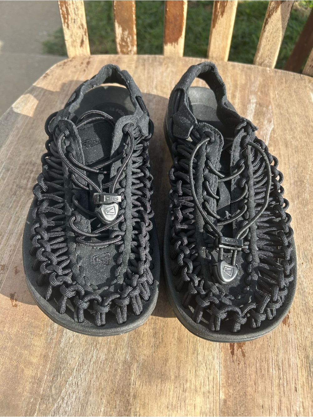 Keen women’s black woven cord sandal with bungee closure